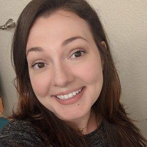 Meet your Posher, Linda